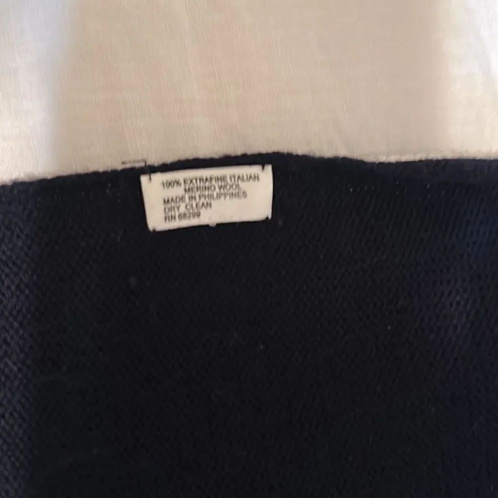 Navy Gray Extra Fine Italian Merino Reindeer Wool Scarf
